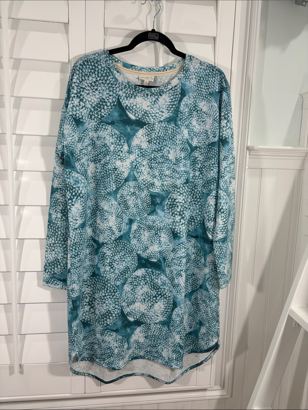 NWT Wonderly Studio Teal Medallion Blue Shirt Dress Tunic Top Long Sleeve (M)